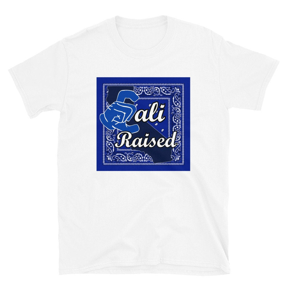 Cali Raised Blue Bandana Basic Short-Sleeve Unisex T-Shirt